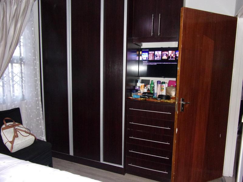 2 Bedroom Property for Sale in Westbourne Eastern Cape